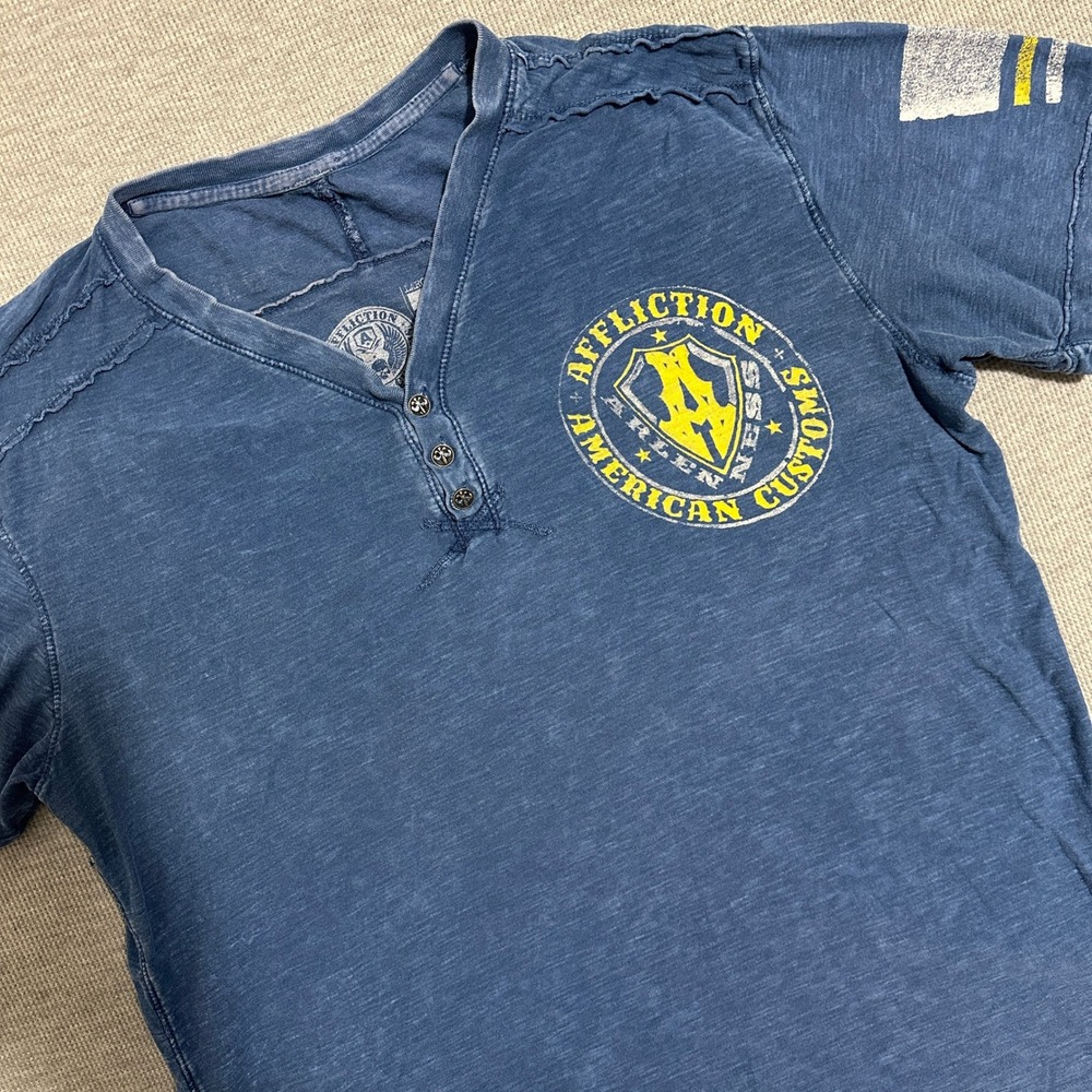 Affliction Arlen Ness Motorcycles Henley Shirt Graphic Distressed Blue Mens L